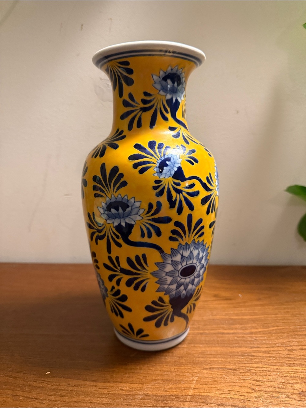Vintage 1990s Imperial China Seymour Mann
